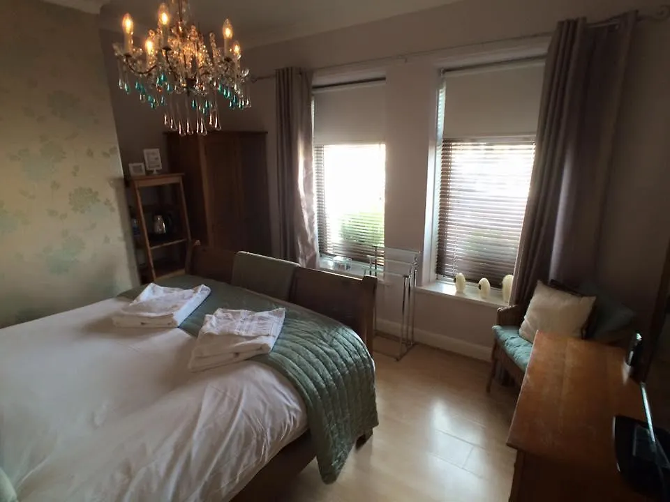Ty Rosa Rooms Cardiff Guest house
